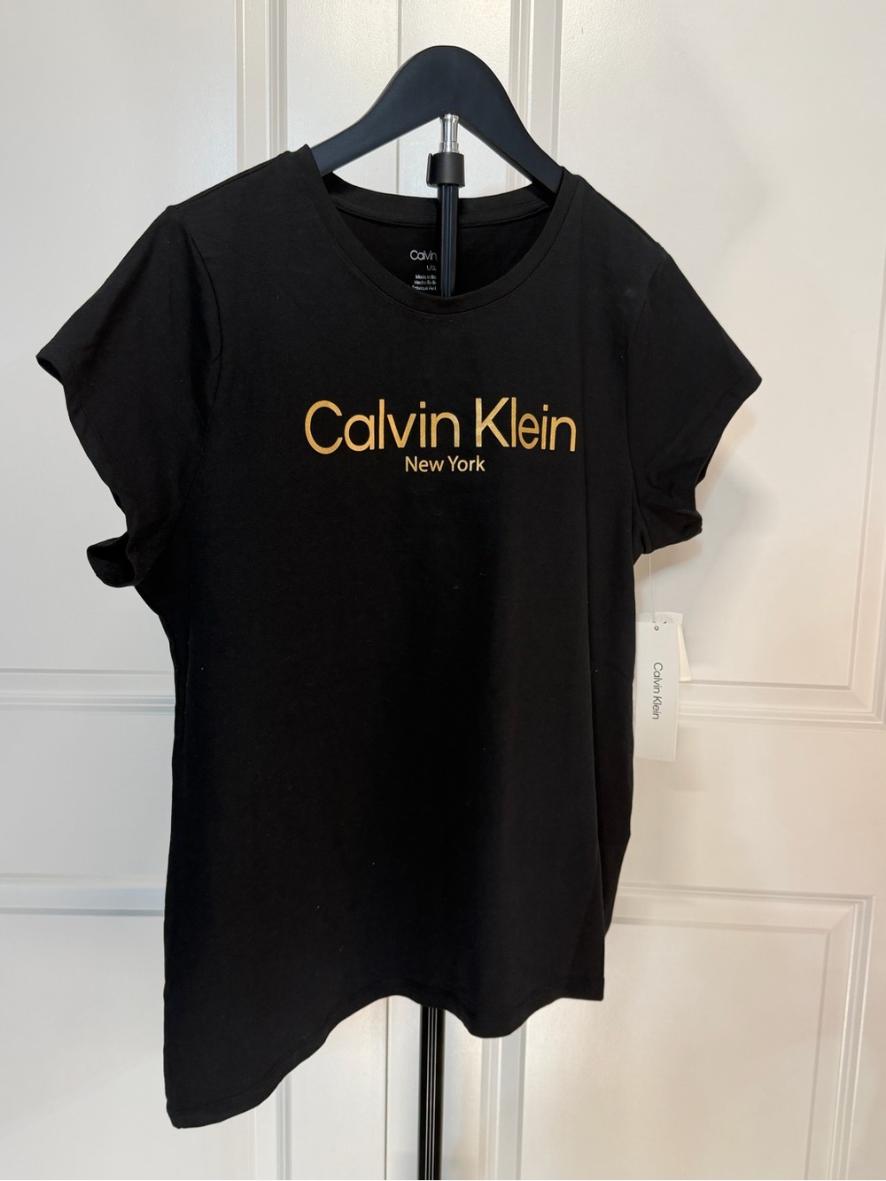 Calvin Klein Black & Gold Logo T-Shirt Size L